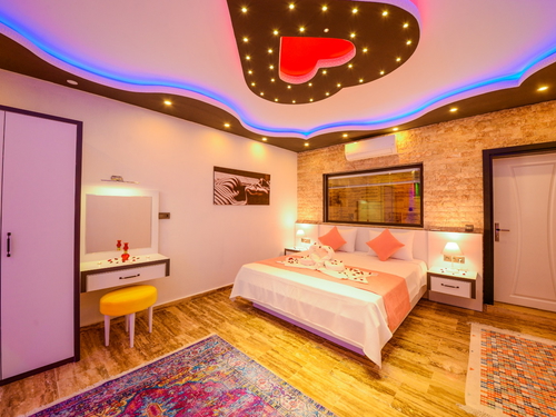  gece  -  Kasım
  | Kalkan Akbel Muhafazakar Villa (4 Kişilik, Doğa İçinde, Jakuzili, Isıtmalı Havuz Seçenekli)